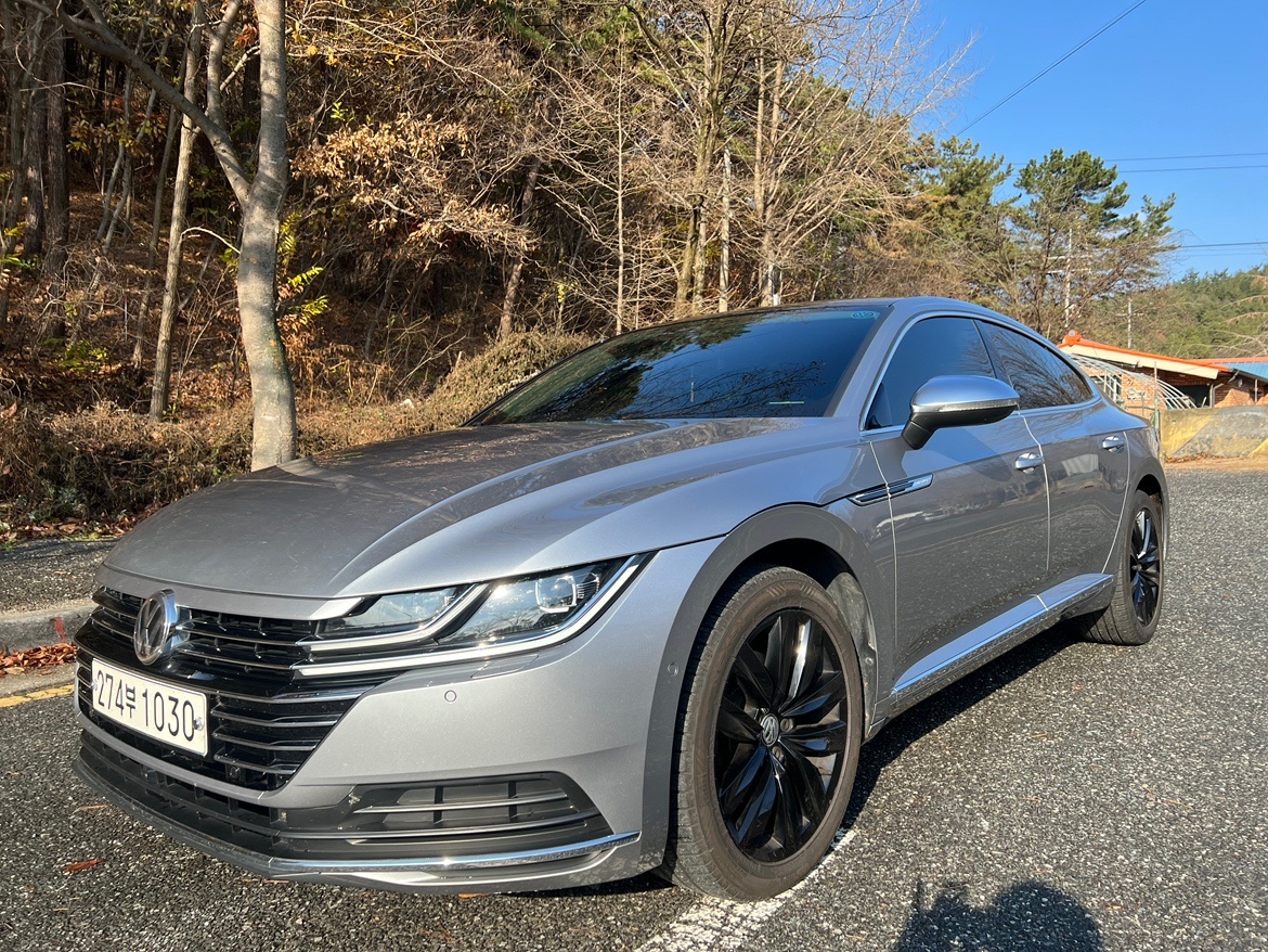 아테온 2.0 TDi 프레스티지 매물 썸네일