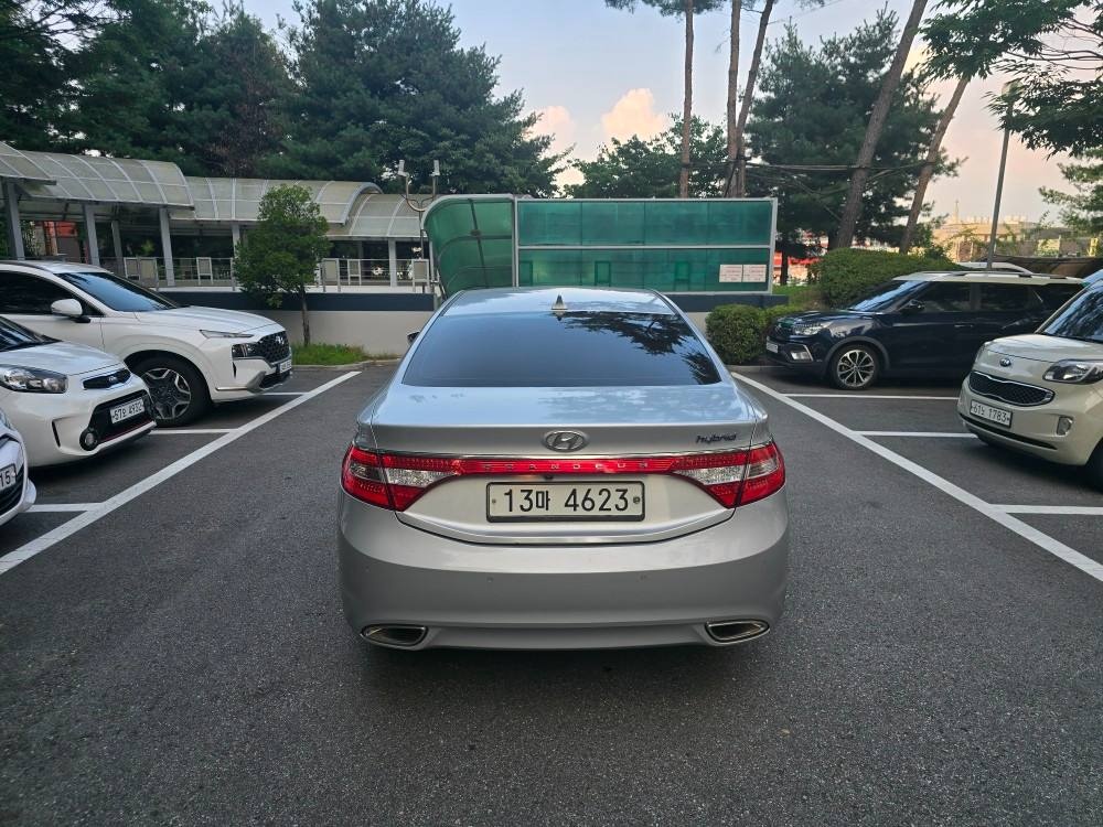 그랜저 HG HEV 2.4 FWD 프리미엄 매물 썸네일