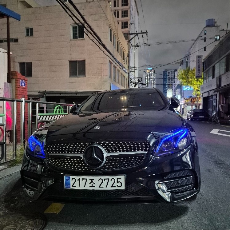 E 클래스 W213 E300 전기형 (211마력)AMG Line 매물 썸네일