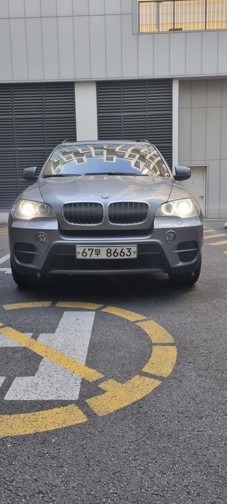 X5 E70 35 i xDrive (305마력) 매물 썸네일