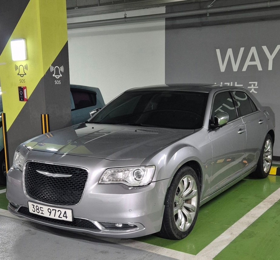 300C 3.6 (V6 VVT) 매물 썸네일