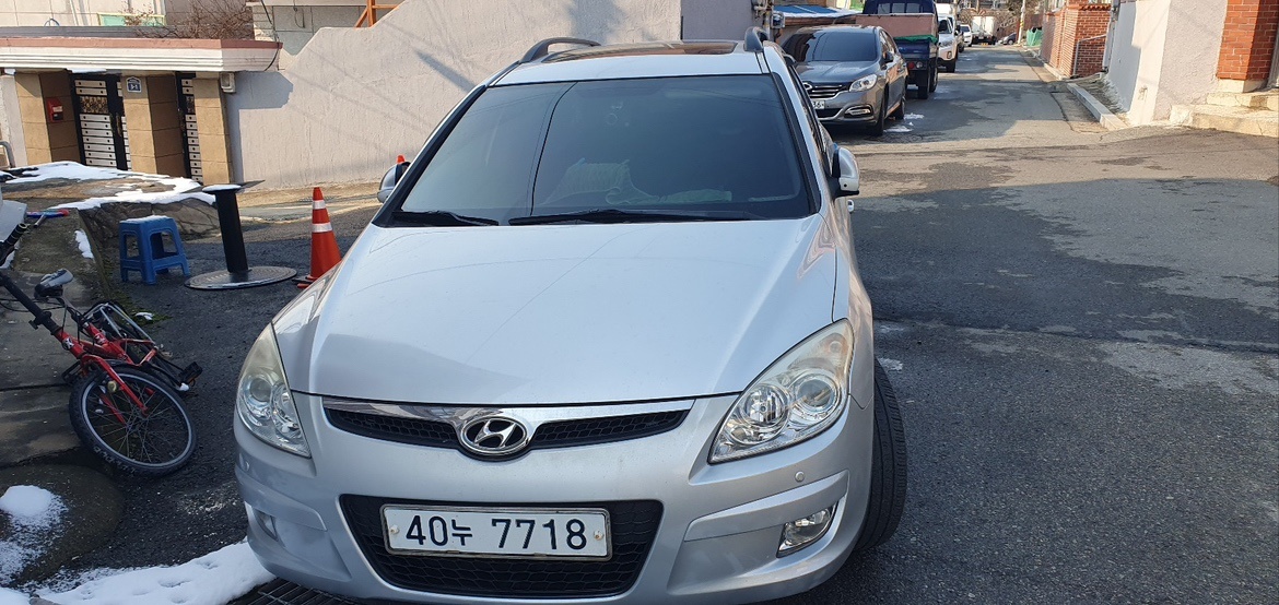 i30 cw FD 1.6 VVT FWD 럭셔리 매물 썸네일