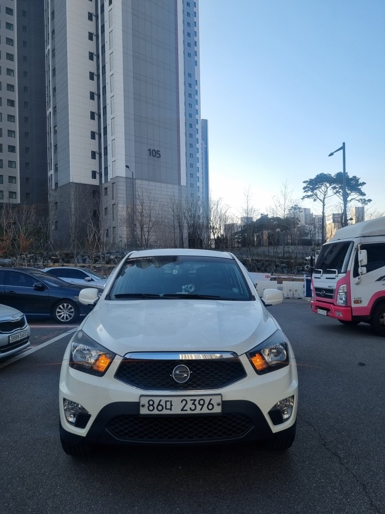 코란도 스포츠 Q150 5인승(CX7 2.0) 4WD 패션 매물 썸네일