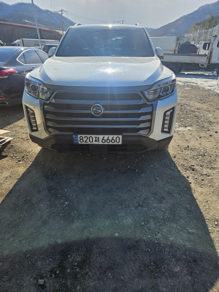 더 뉴 렉스턴 스포츠 Q215 5인승(디젤 2.2) 4WD 프레스티지 매물 썸네일