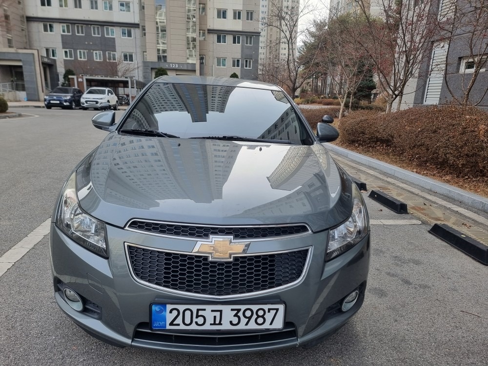 크루즈 J300 4도어 1.6 DOHC FWD LT+ 매물 썸네일