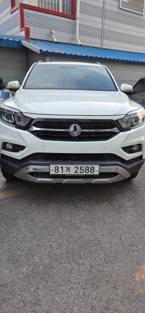 렉스턴 스포츠 Q200. G4 5인승(디젤 2.2) 4WD 프레스티지 매물 썸네일