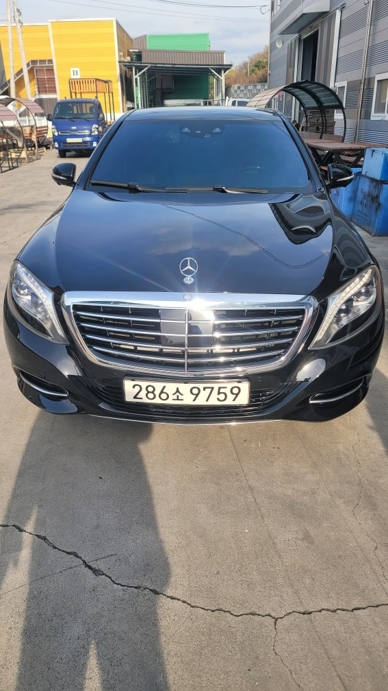 S 클래스 W222 S500 4Matic L 전기형 (455마력) 매물 썸네일