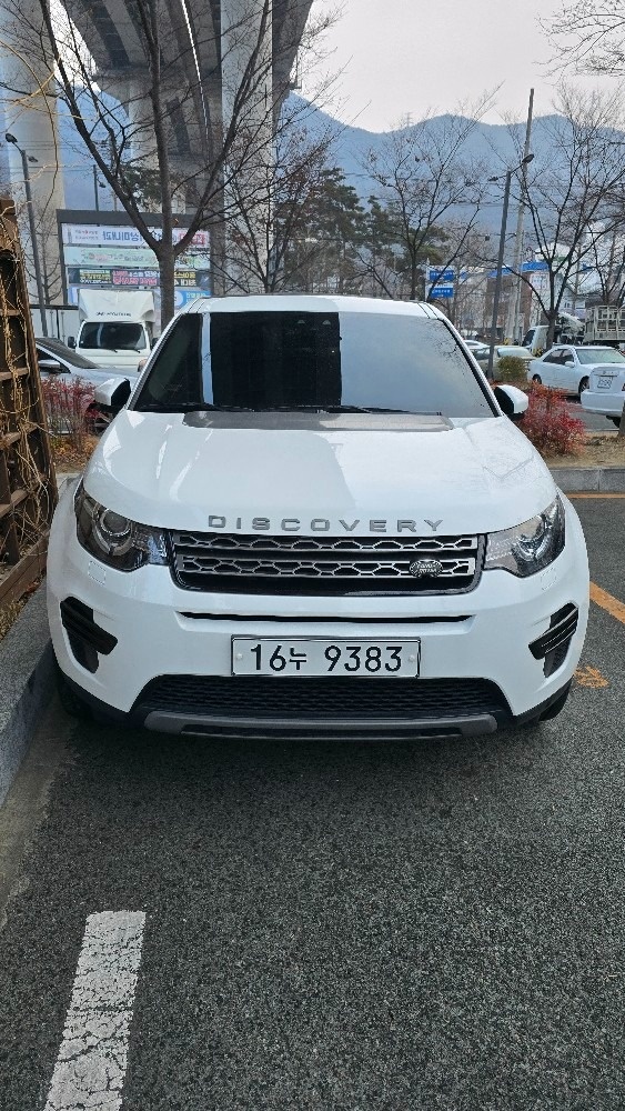 디스커버리 스포츠 L550 2.0 TD4 AWD 매물 썸네일