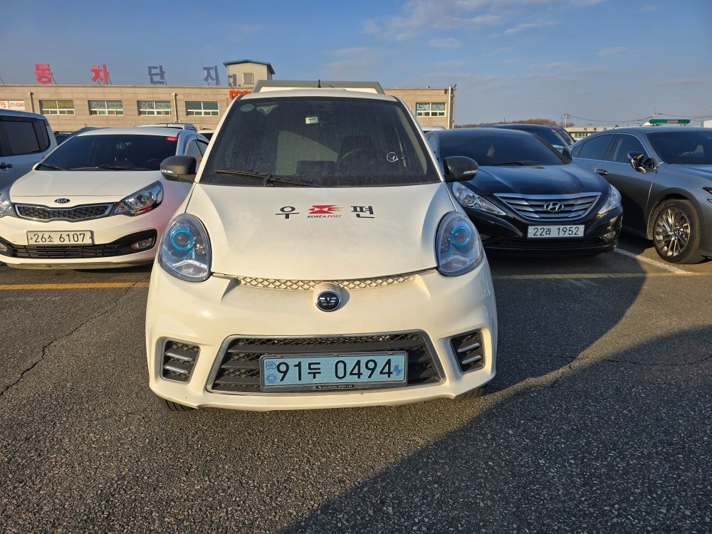 D2C BEV(17.4KWh/101km) 매물 썸네일