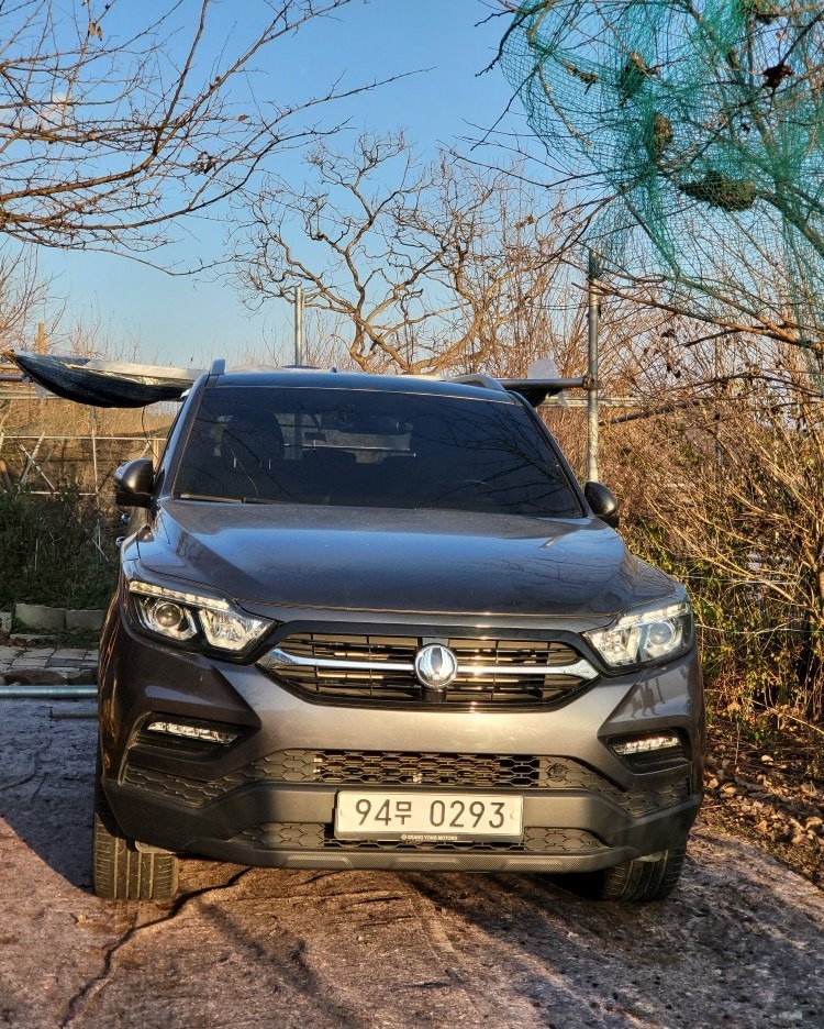 렉스턴 스포츠 Q200. G4 5인승(디젤 2.2) 4WD 프레스티지 스페셜 매물 썸네일