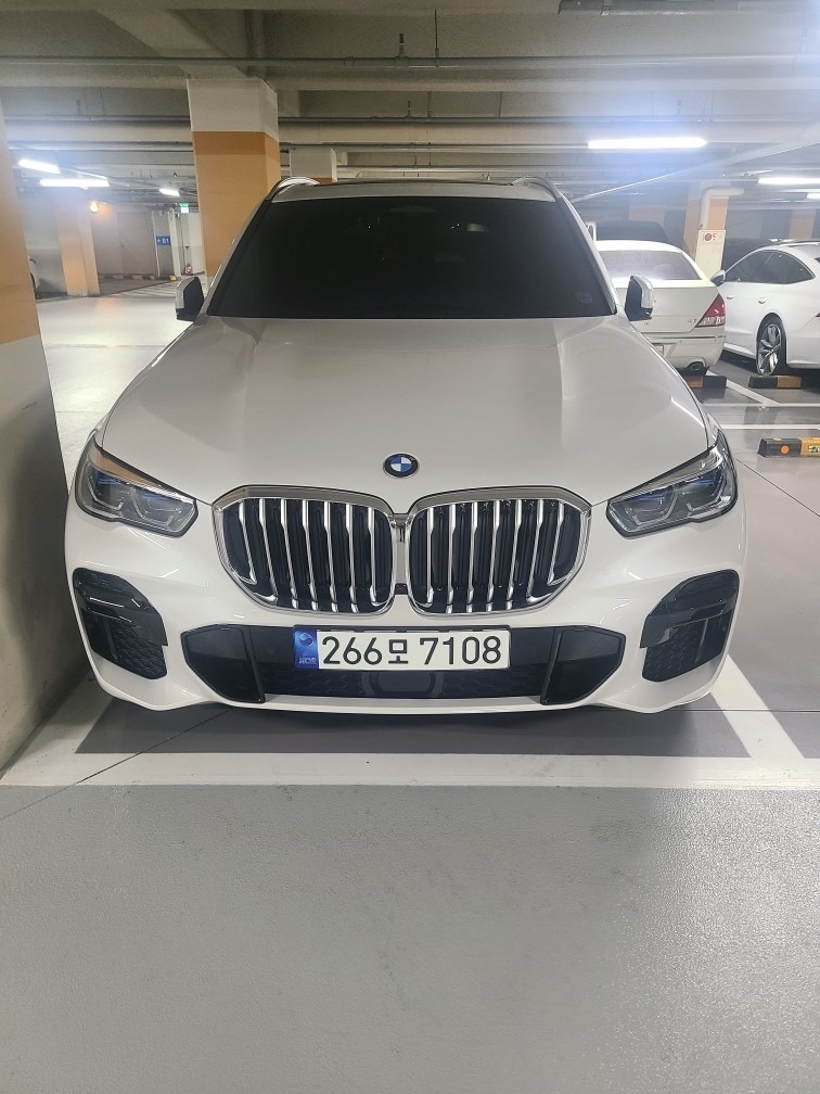 X5 G05 40 i xDrive 전기형 (340마력)M 스포츠 매물 썸네일