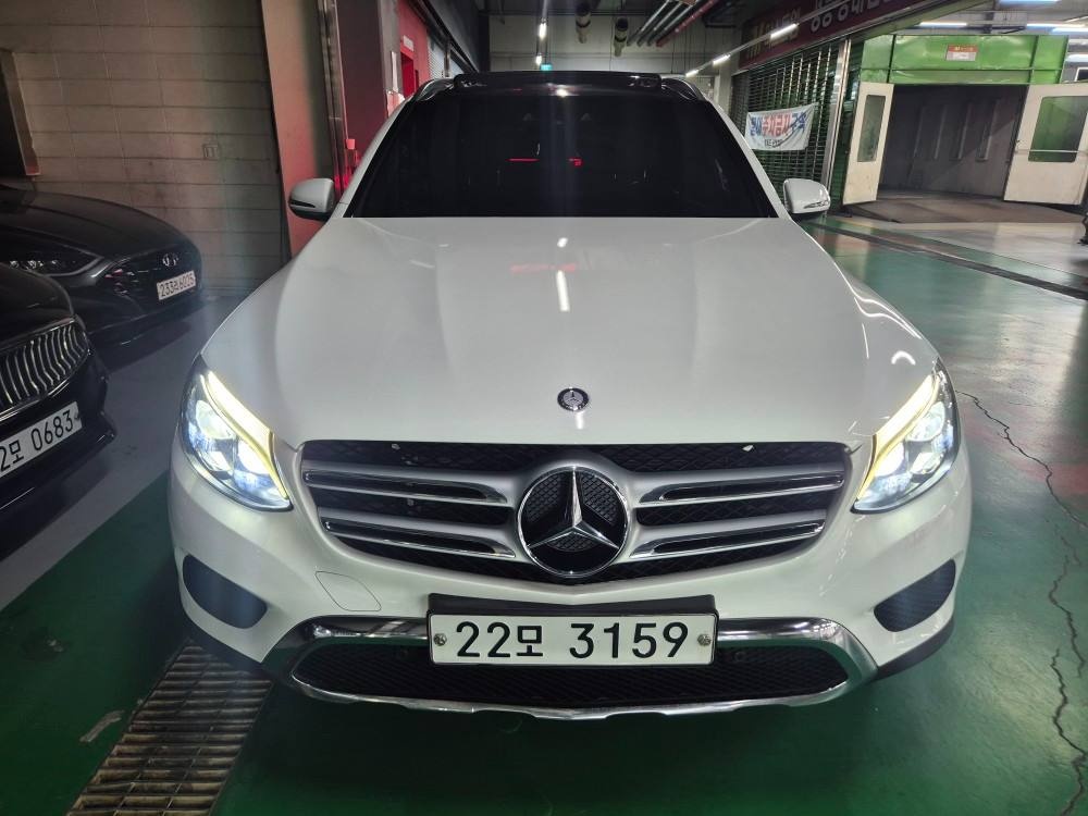 GLC X253 GLC220 d 4Matic 기본모델 매물 썸네일