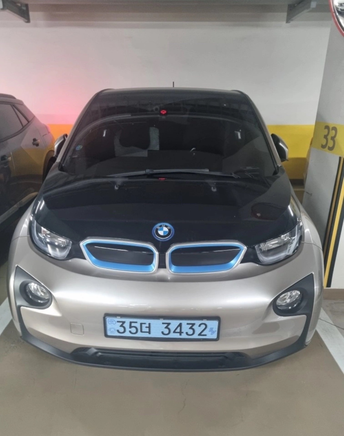 i3 IO1 BEV(22.6kWh) FWD (170마력) 매물 썸네일