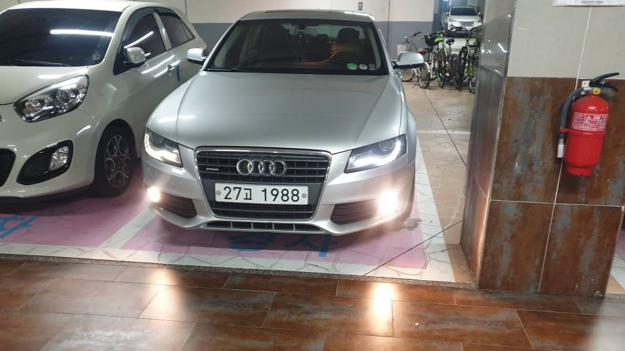A4 B8/8K 2.0 TFSI 콰트로 (211마력) 매물 썸네일