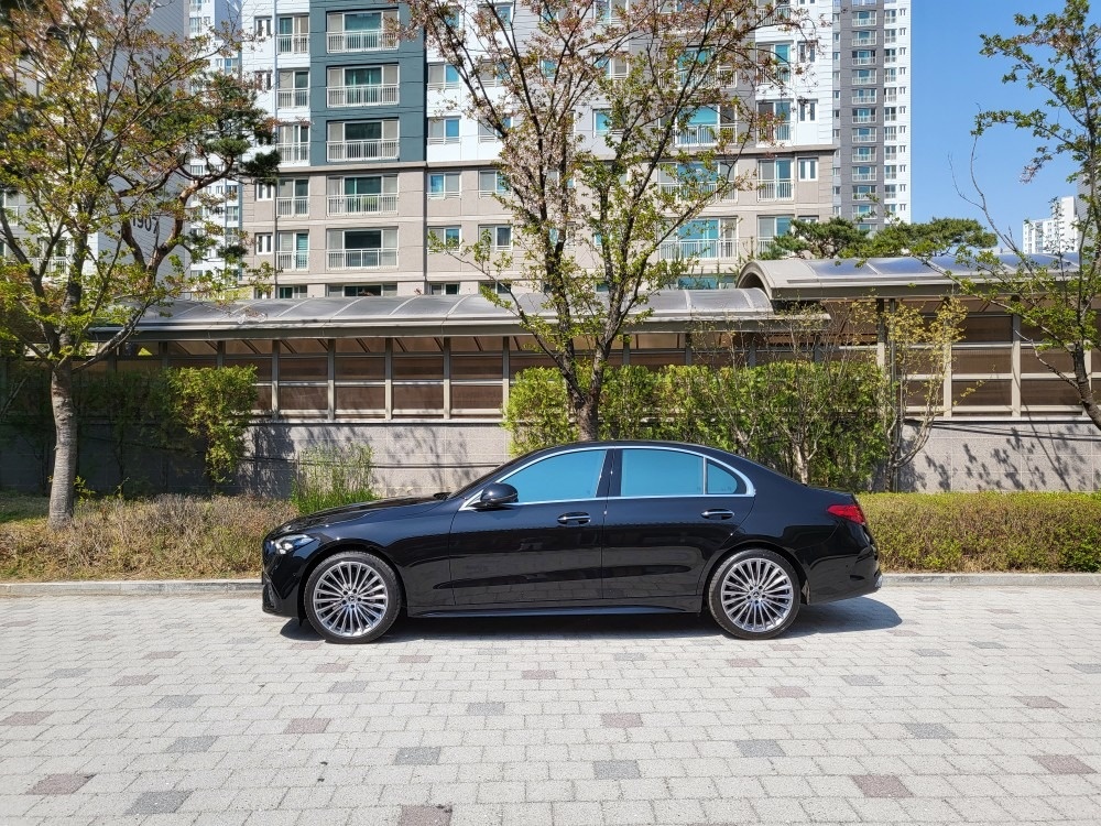 C 클래스 W206 C300 (258마력)AMG Line 매물 썸네일