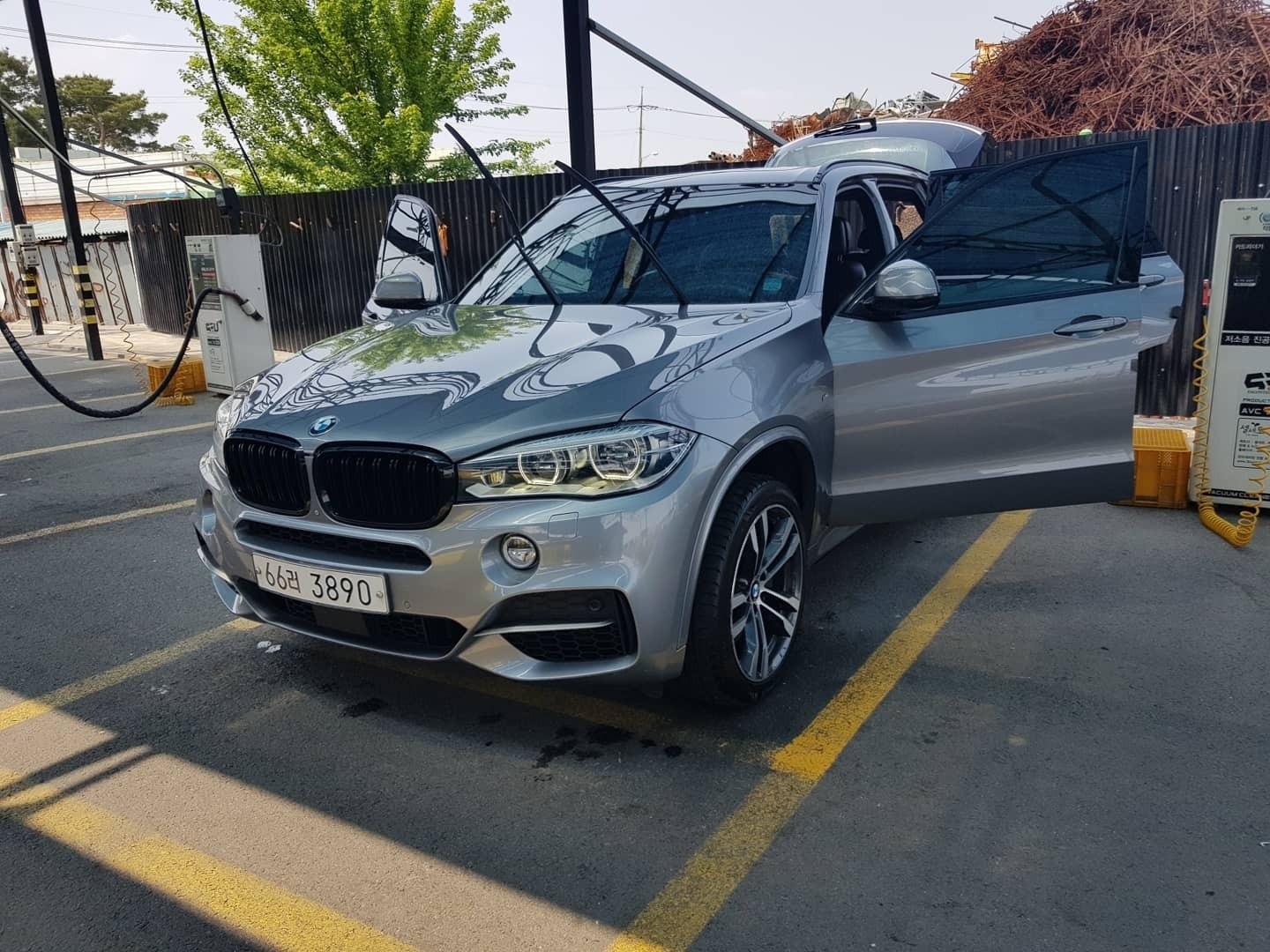 X5 F15 M50d xDrive (381마력) 매물 썸네일