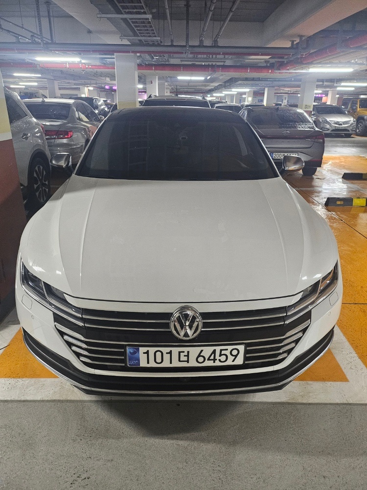 아테온 2.0 TDi 프레스티지 매물 썸네일