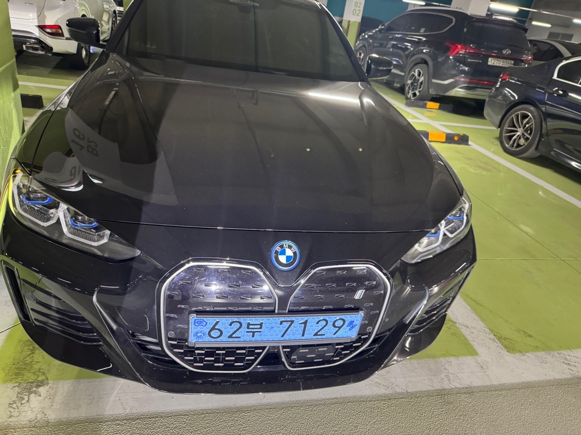 i4 그란쿠페G26 40(84kWh) eDrive (340마력) 매물 썸네일