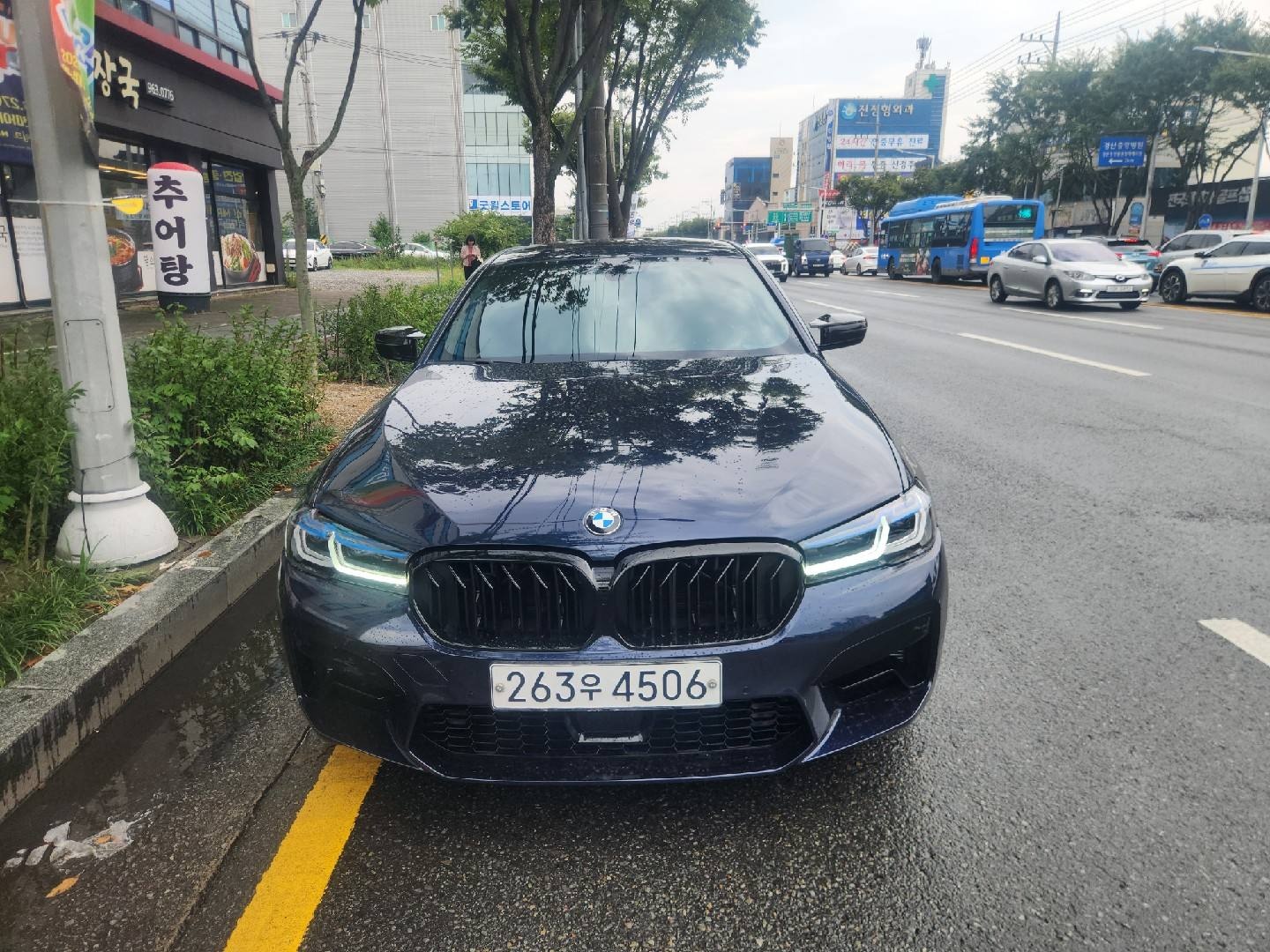 5시리즈 G30 520 i 전기형 (184마력)럭셔리 매물 썸네일