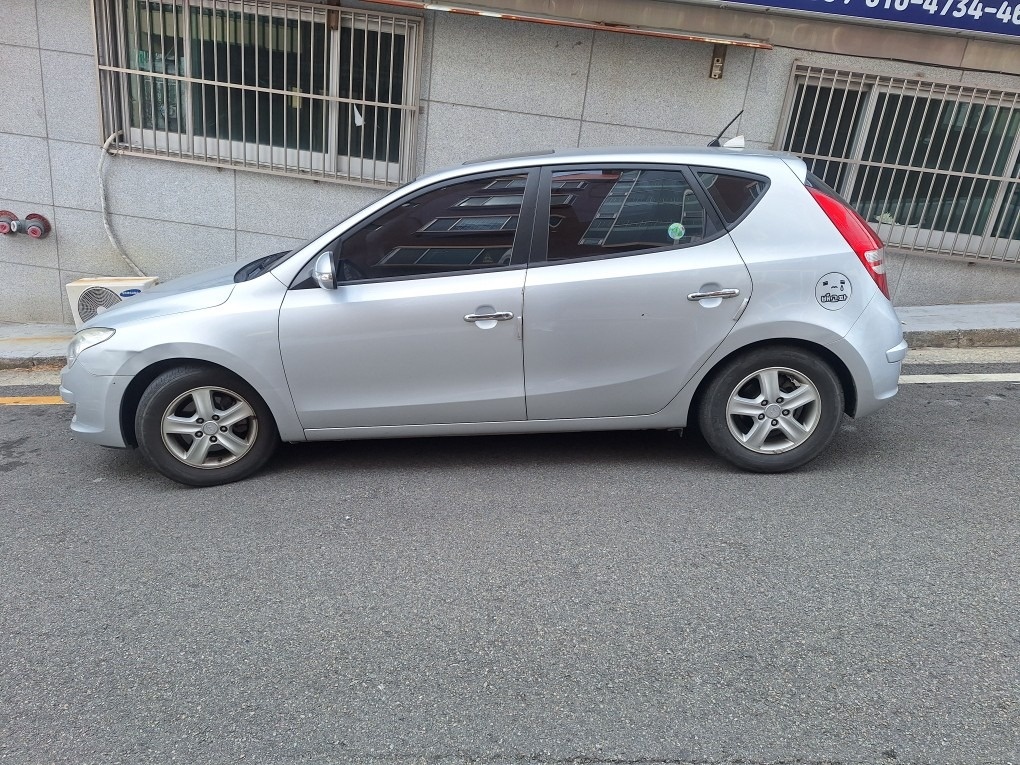 i30 FD 1.6 VVT FWD 럭셔리 매물 썸네일