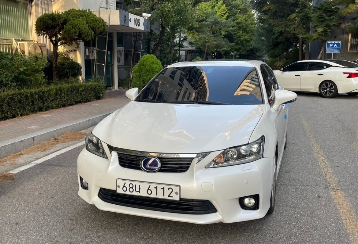 CT ZWA10 CT 200h 럭셔리 매물 썸네일