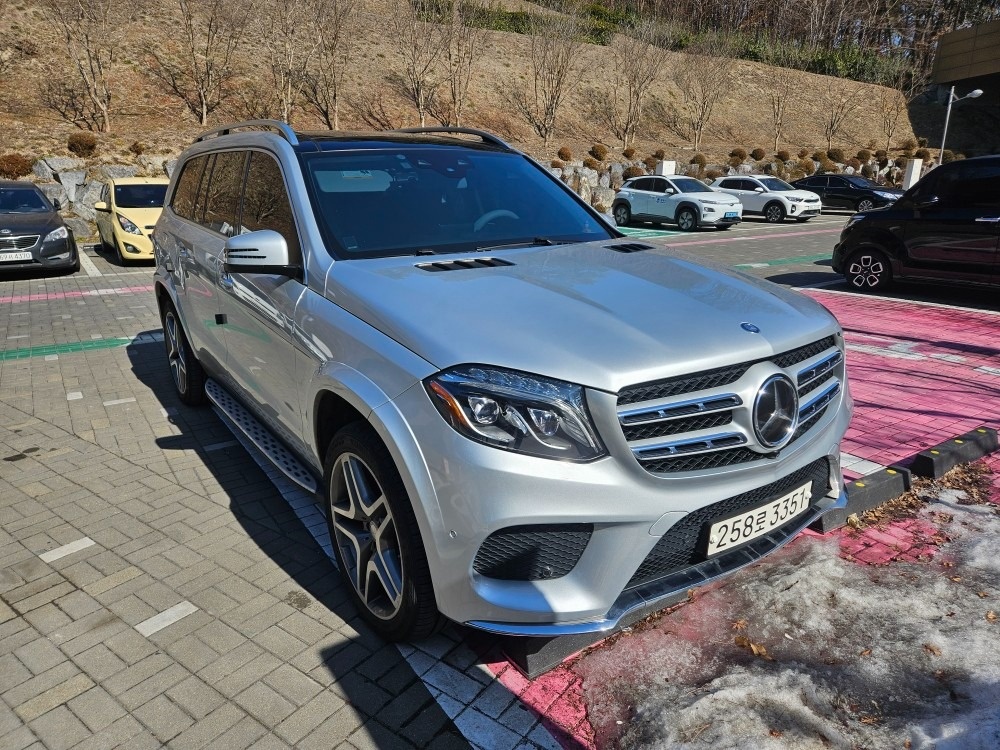 GLS 클래스 X166 GLS350 d 4Matic (258마력) 매물 썸네일