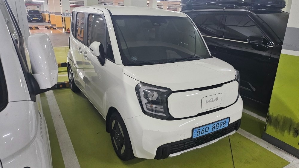 더 뉴 레이 PE2 TAM BEV(35.2 kWh) FWD 에어(205km) 매물 썸네일