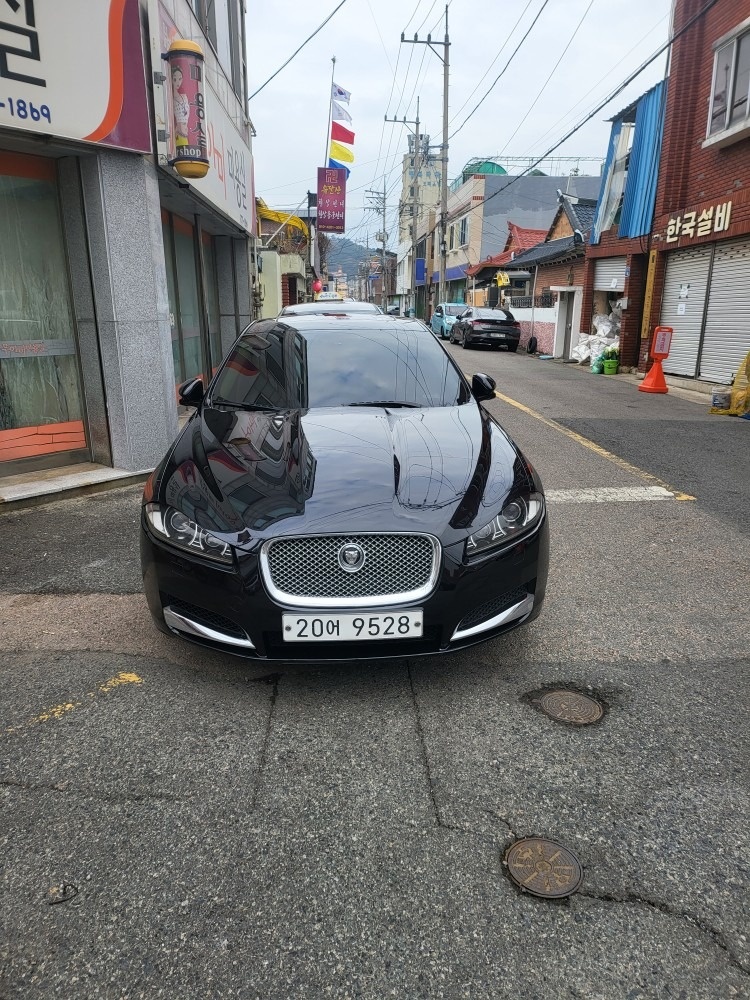 XF X250 2.2 d 럭셔리 매물 썸네일