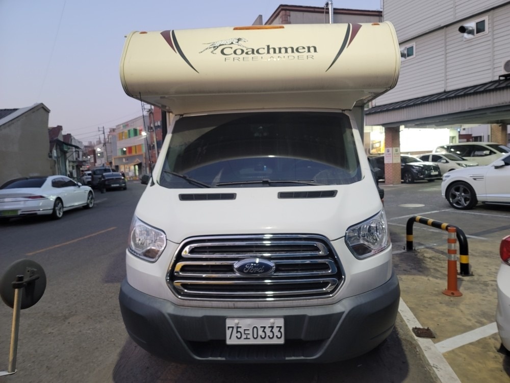 트랜짓 T350 V363 3.7 DRW Cutaway 포드트랜짓코치맨(COACHMAN)캠핑카 매물 썸네일