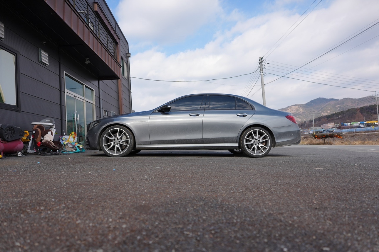 E 클래스 W213 E43 amg 4Matic 전기형 (401마력) 매물 썸네일