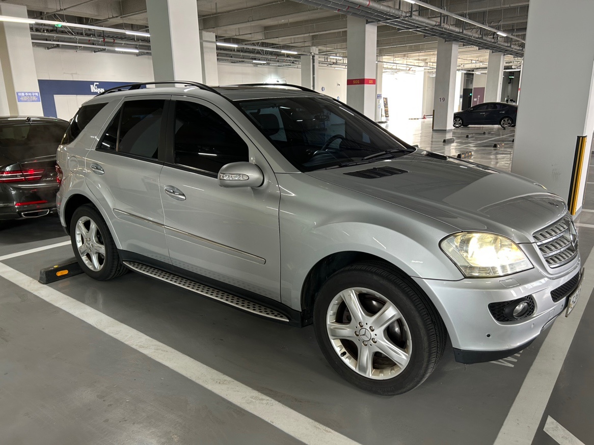 M 클래스 W164 ML350 4Matic (272마력) 매물 썸네일