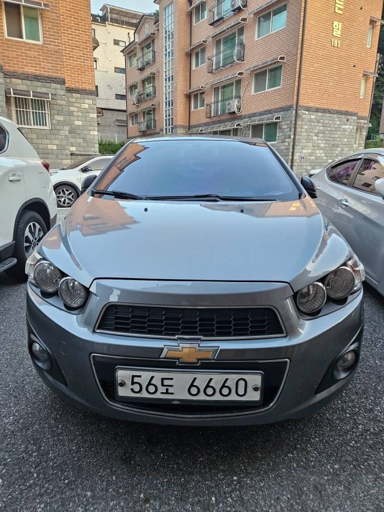 아베오 T300 4도어 1.6 DOHC (114마력) 매물 썸네일