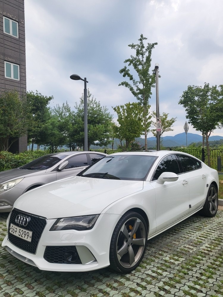 A7 Sportback 4G8 3.0 TDI 콰트로 (245마력) 매물 썸네일