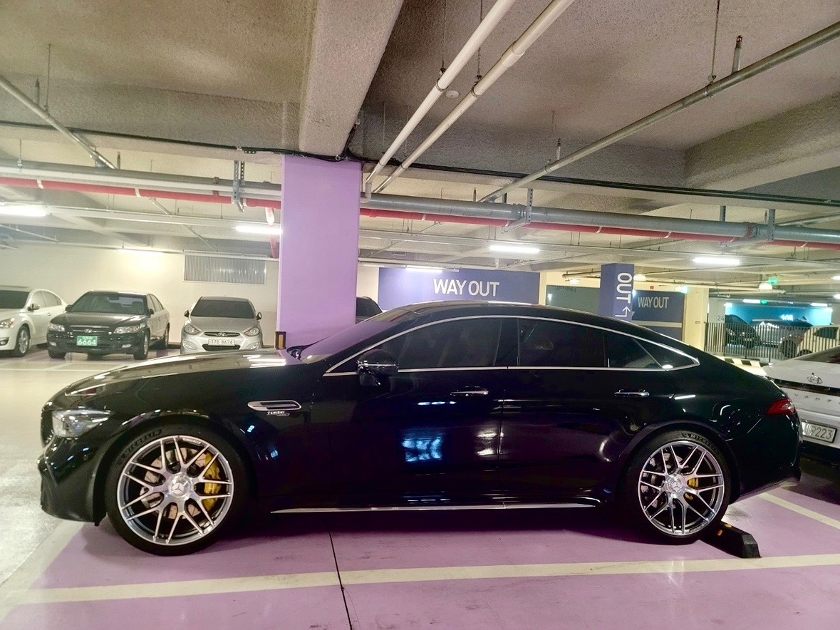AMG GT C190 4도어 GT43 4Matic + 후기형 (389마력)다이나믹 매물 썸네일
