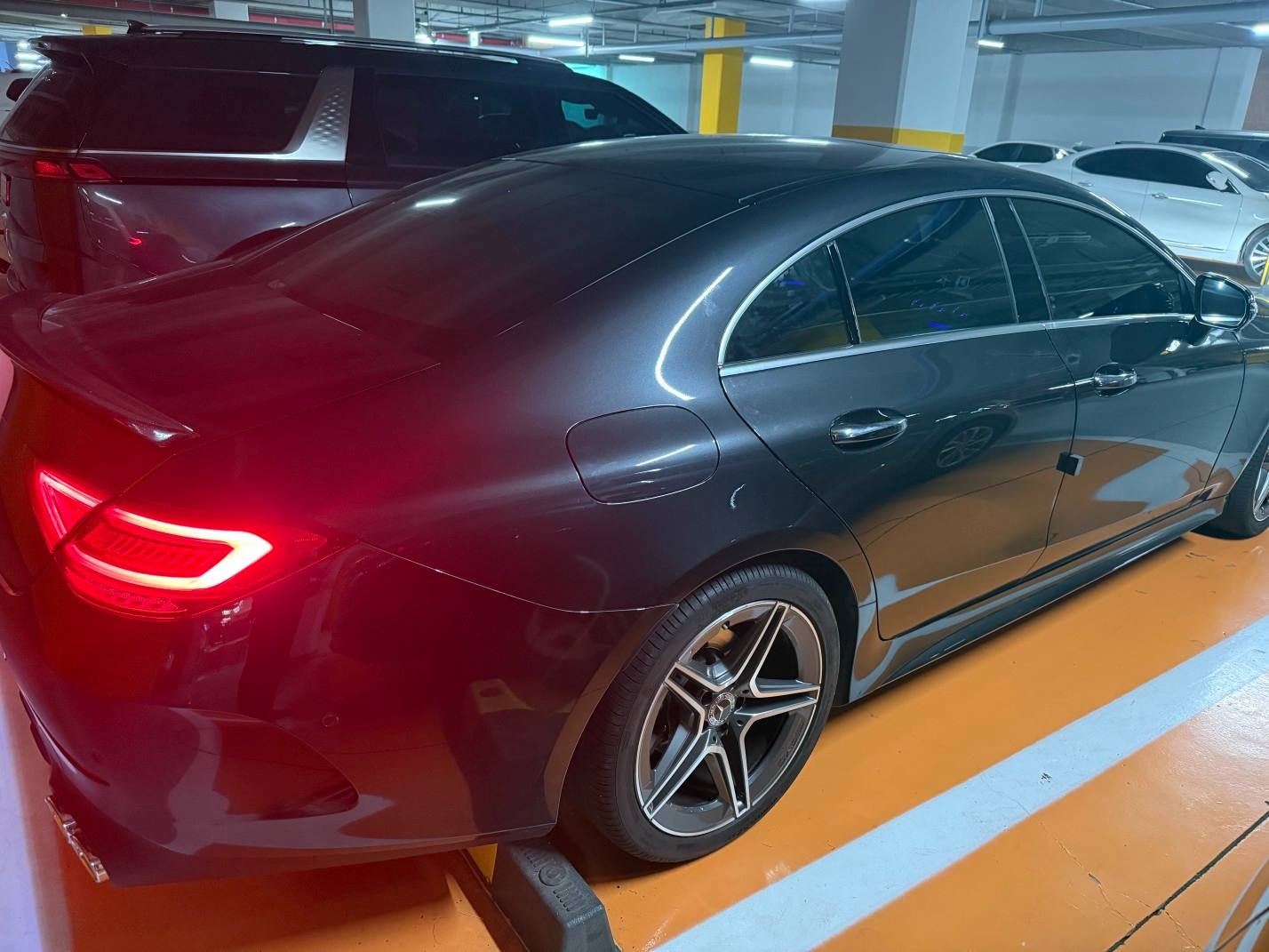 CLS 클래스 C257 CLS300 d 전기형 (239마력)AMG Line 매물 썸네일