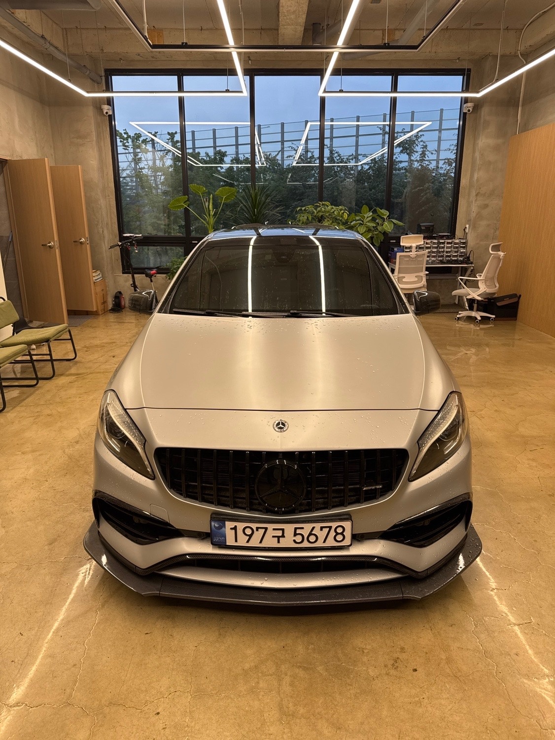 A 클래스 W176 A45 amg 4Matic (388마력) 매물 썸네일