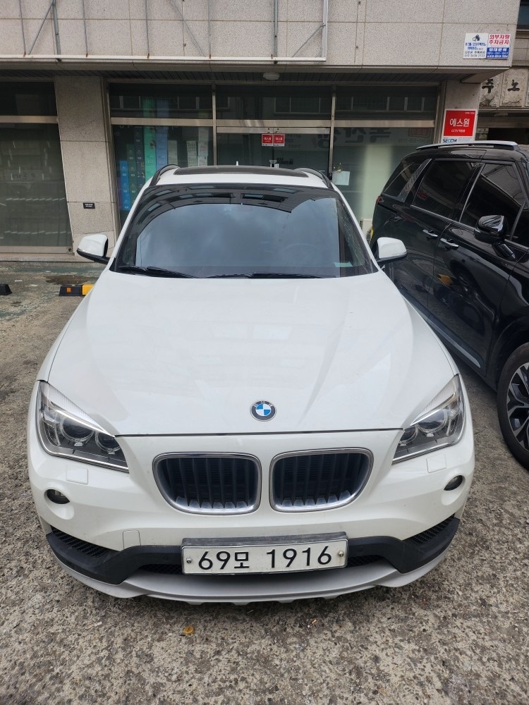 X1 E84 18d xDrive 후기형 (143마력) 매물 썸네일