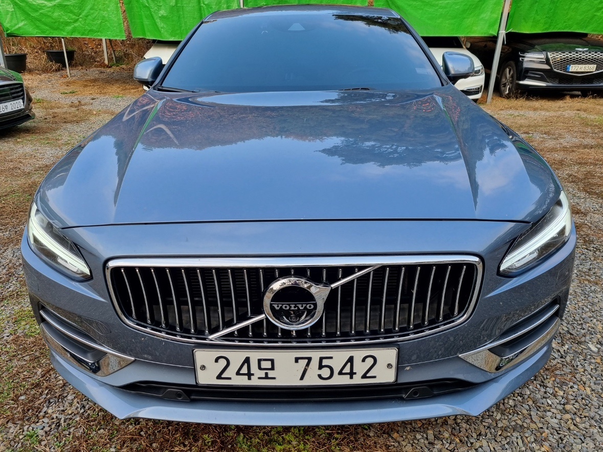 S90 Ⅱ T5 FWD 매물 썸네일