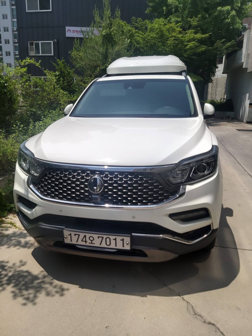 G4 렉스턴 Y400 5인승(디젤 2.2) 4WD 마제스티 스페셜 매물 썸네일