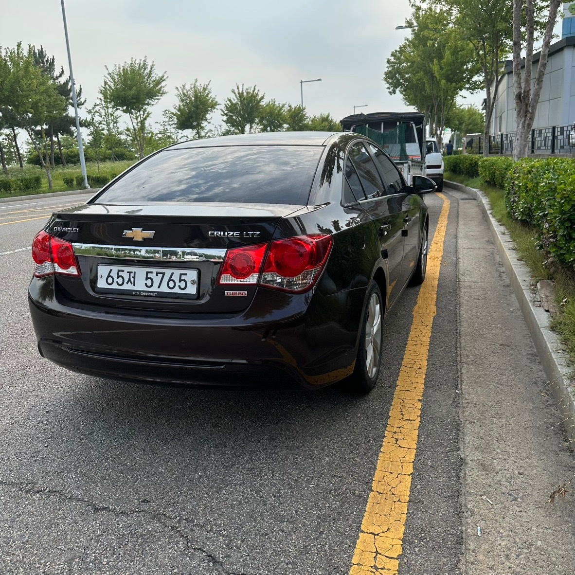 크루즈 J300 4도어 1.4 터보 FWD LTZ+ 매물 썸네일