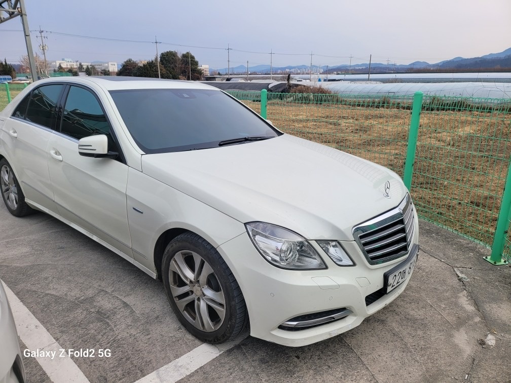 E 클래스 W212 E220 CDI 후기형 (170마력)아방가르드 매물 썸네일