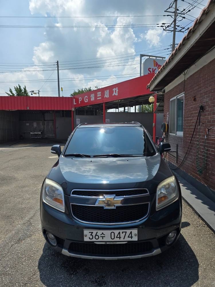 올란도 MPV7 7인승(2.0 LPi) FWD (140마력) 매물 썸네일