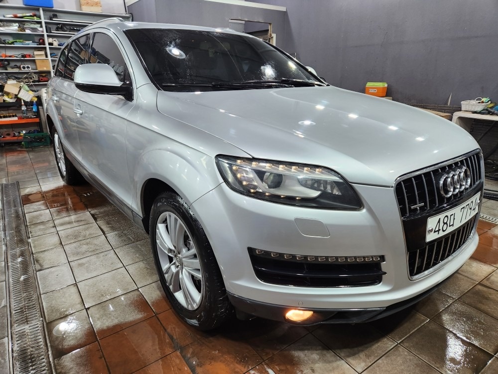 Q7 4L 3.0 TDI 콰트로 (239마력) 매물 썸네일