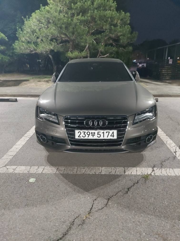 A7 Sportback 4G8 3.0 TFSI 콰트로 (310마력) 매물 썸네일
