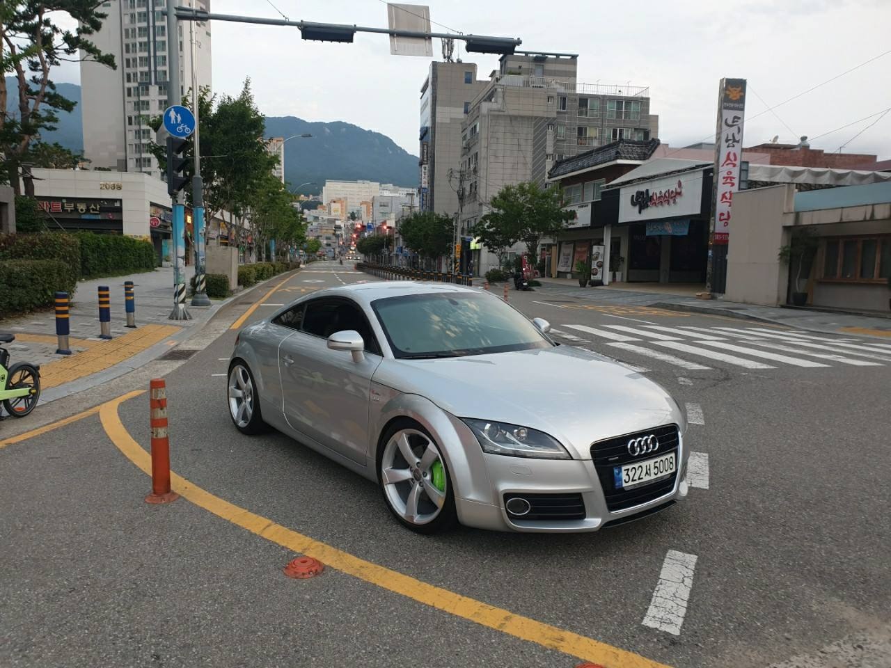 TT 8J 2.0 TFSI 쿠페 (200마력) 매물 썸네일