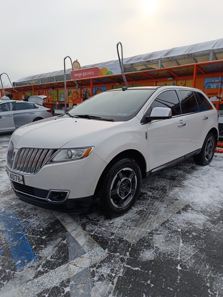 MKX Ⅰ 3.7 AWD 매물 썸네일