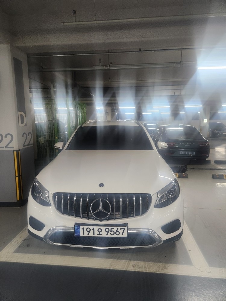 GLC X253 GLC350 e 4Matic 전기형 (211마력) 매물 썸네일