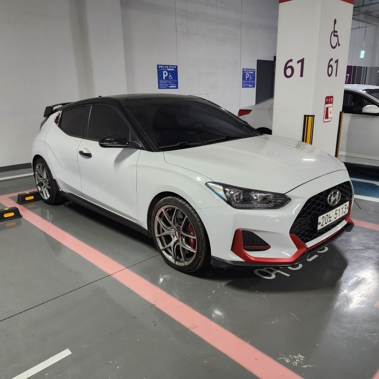 벨로스터 JS 1.6T GDi FWD 스포츠 코어 매물 썸네일