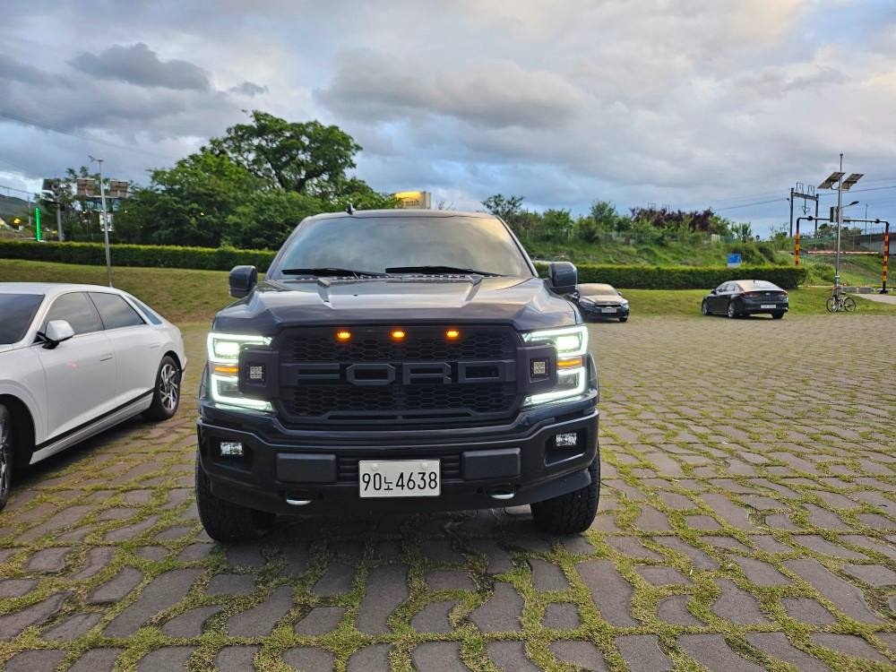F150 XIII 5.0 V8 4X4 매물 썸네일