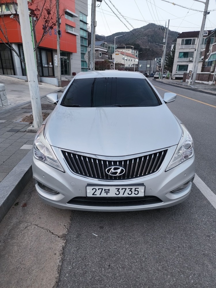 그랜저 HG HEV 2.4 FWD 프리미엄 매물 썸네일